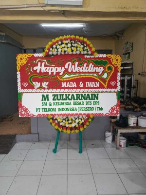 Papan Bunga di Pondok Betung