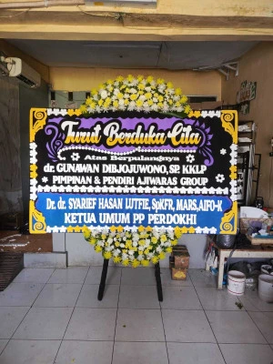 Papan Bunga di Pondok Betung